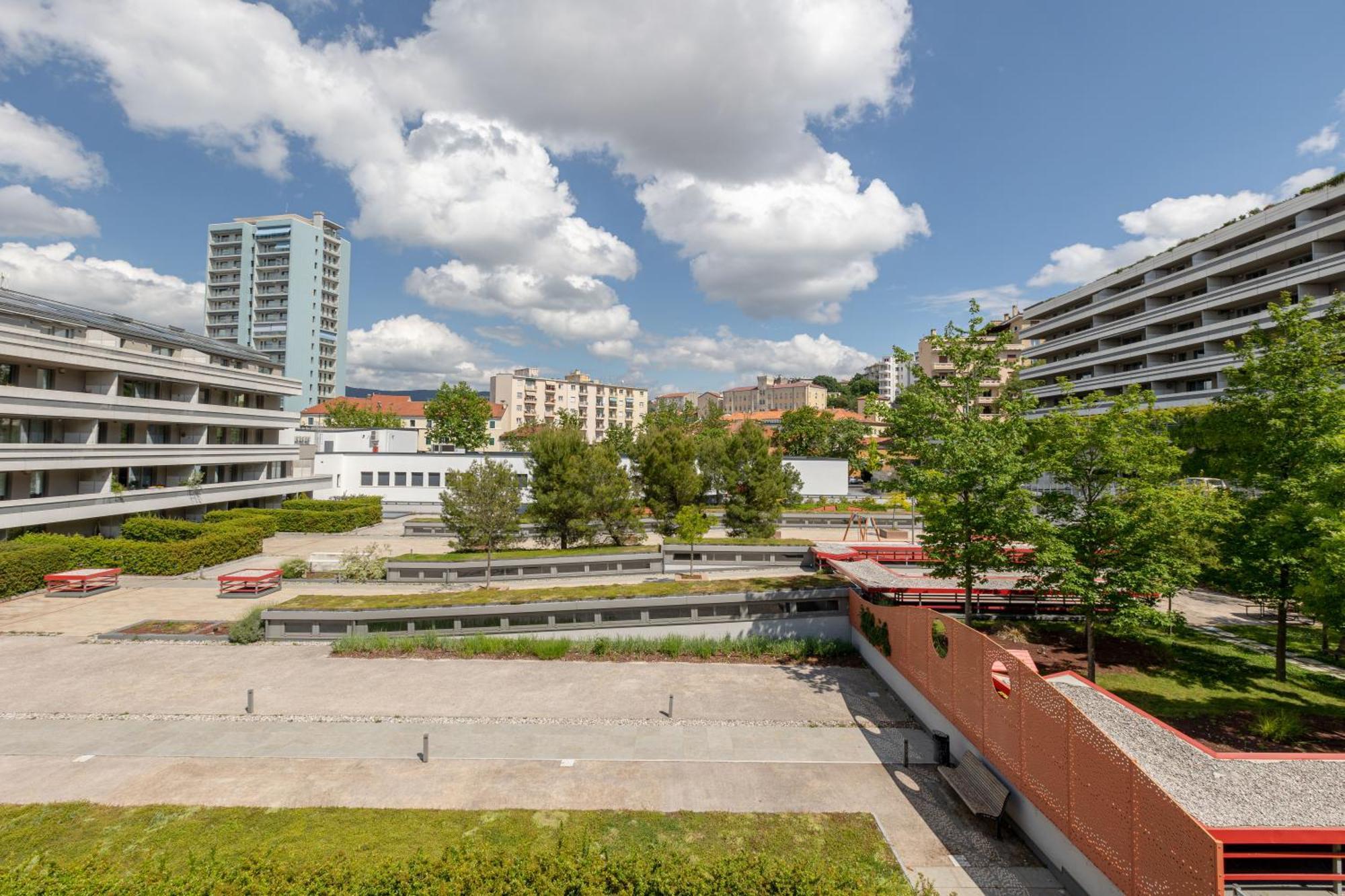 Jr Suite Premium - Terrace - Wi-Fi - Public Parking Триест Екстериор снимка